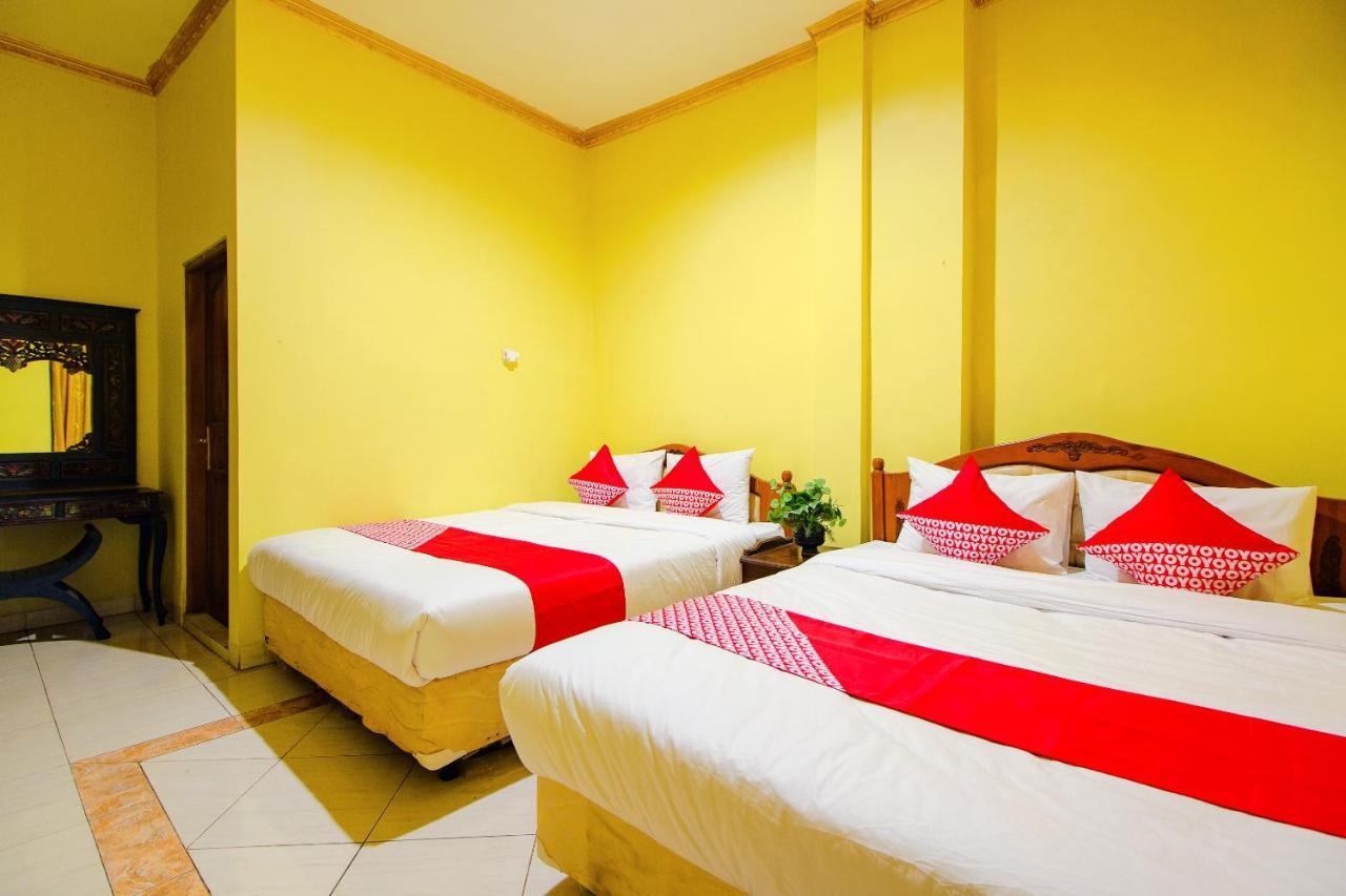 Oyo 1770 Hotel Mawar Saron 2 Kejayan Экстерьер фото