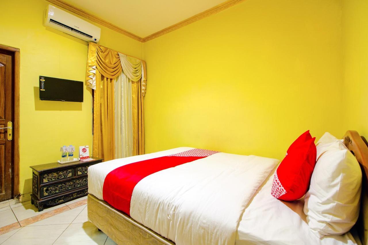 Oyo 1770 Hotel Mawar Saron 2 Kejayan Экстерьер фото